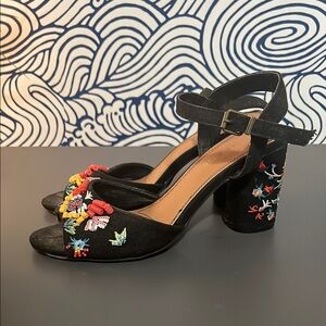 Colorful Embroidered Black Heels